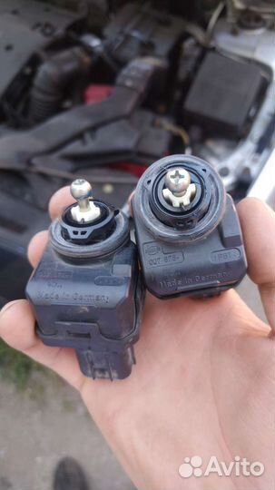 Комплектующие фар Лансер 10