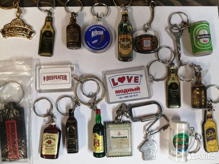 Брелки оружие, ножи, щипчики, открывашки и тд