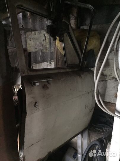 Двери Волга 21