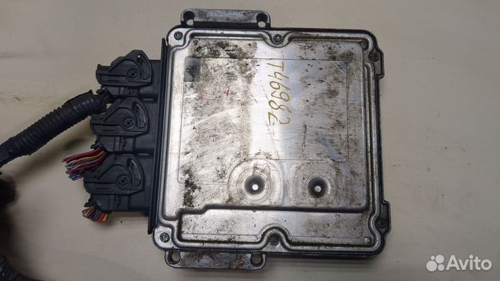 Блок управления двигателем Nissan X-Trail (T31)