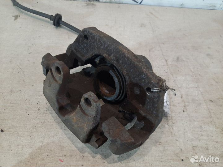 Суппорт тормозной передний правый Bmw X5 E53