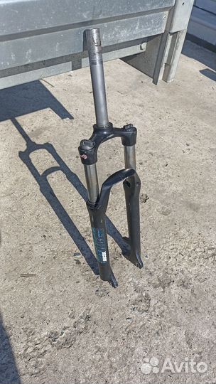 Алюминиевая вилка для велосипеда suntour xcm v3 26