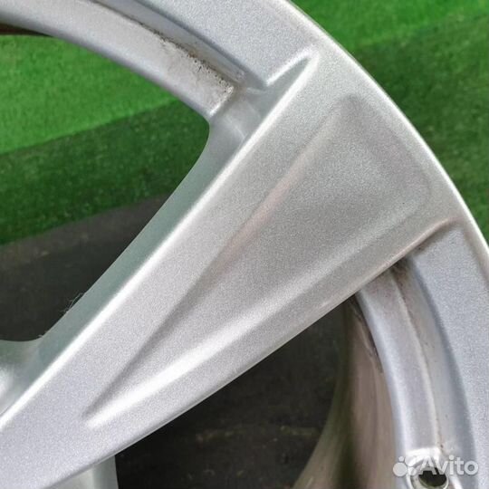 Диск литой Вольво хс90 2 (2014-2019)