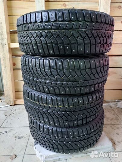 Viatti Brina Nordico V-522 215/50 R17