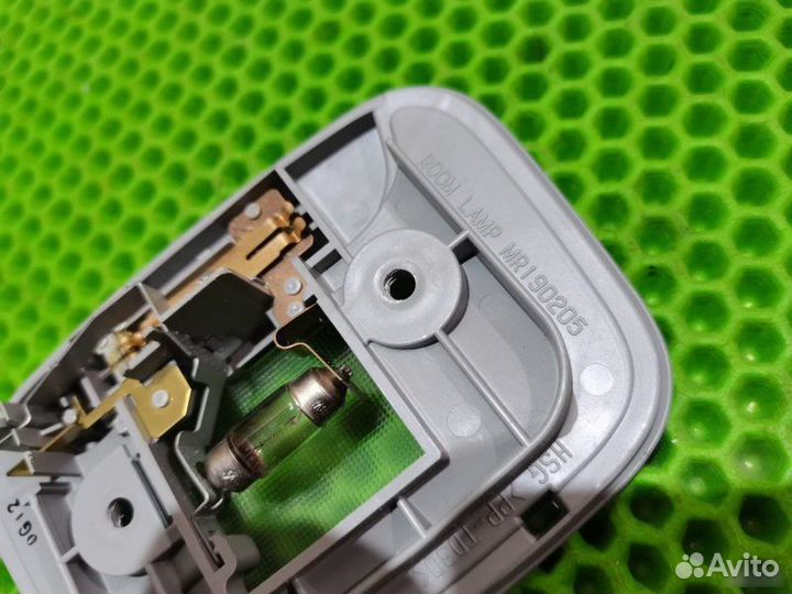 Плафон потолка Mitsubishi Outlander Xl CW5W 4B12