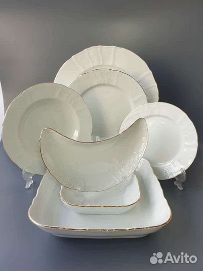 Белый узор с отводкой. Цена за (6шт) 17см