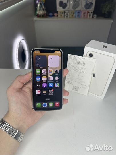 iPhone 11, 128 ГБ