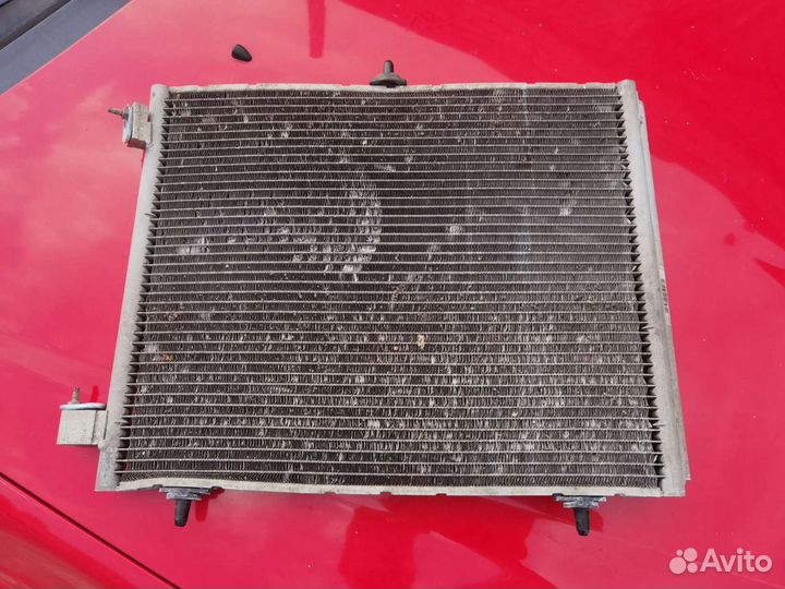 Радиатор кондиционера ситроен С 3