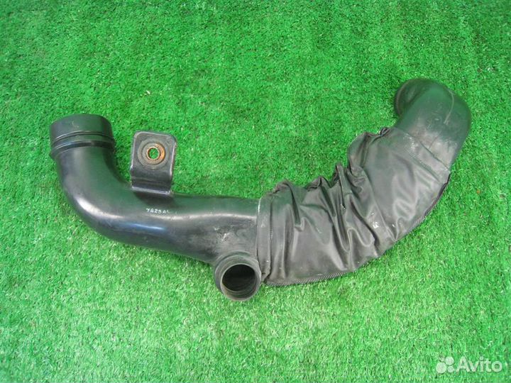 Патрубок воздушного фильтра Hyundai Verna 2007