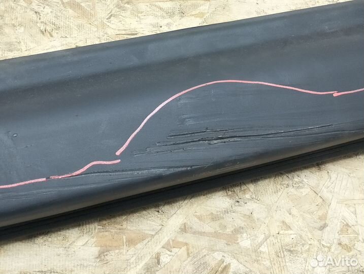 Накладка порога наружная правая Grand Cherokee WK2