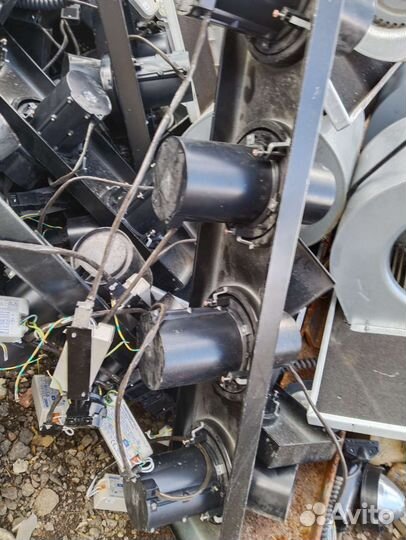 Прожектор потолочный