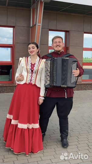 Музыканты,баянист,певица,дуэт на праздник