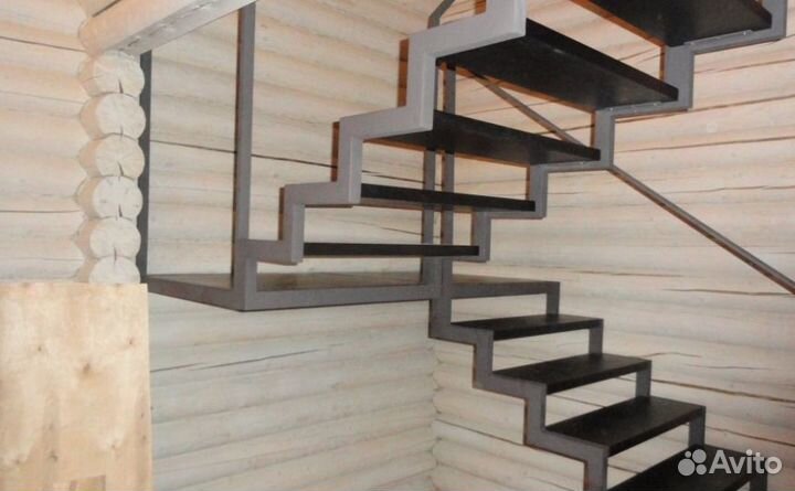 Каркас из метала Межэтажной Лестницы в Дом