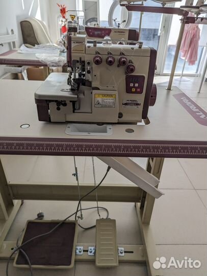 Продам оверлок aurora S-EX900D-4