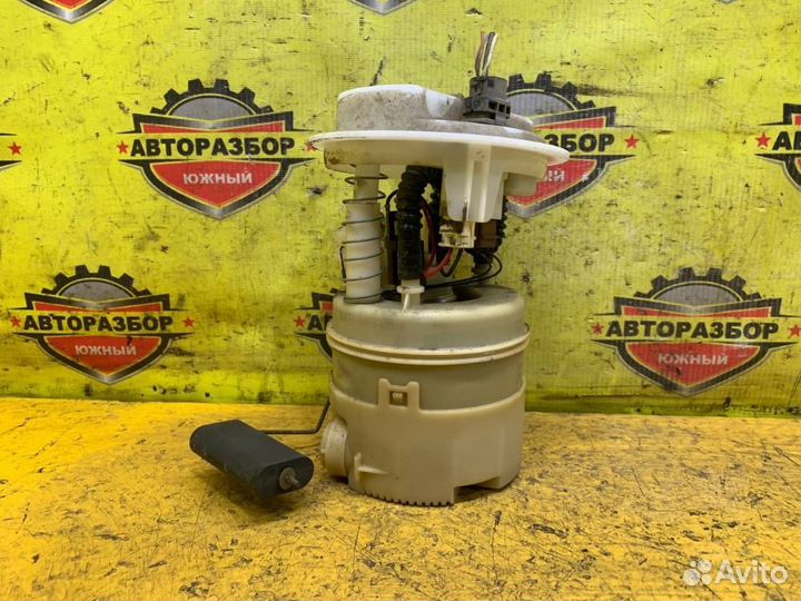 Насос топливный электрический Renault Logan 1