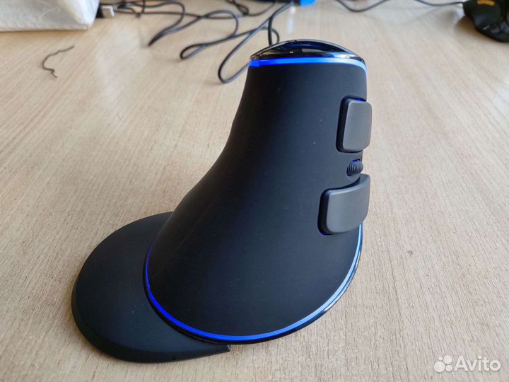 Вертикальная мышь,новая Delux M816