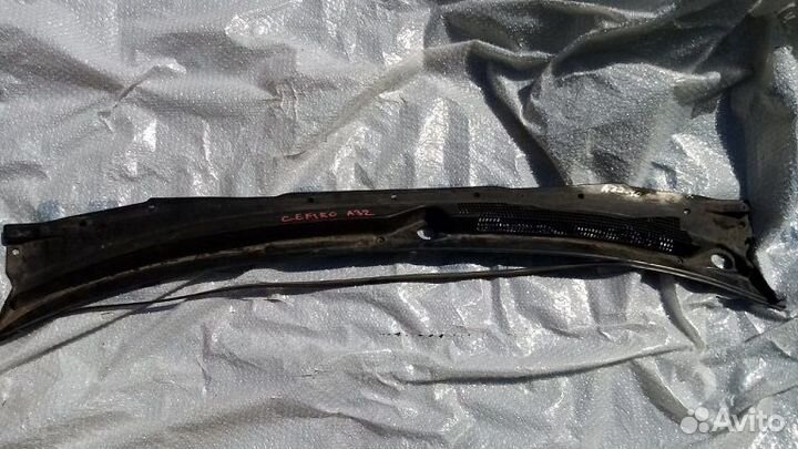 Решетка дворников Nissan Cefiro, A32, HA32, PA32