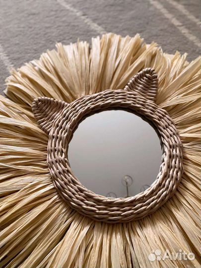 Зеркало с рафией в наличии