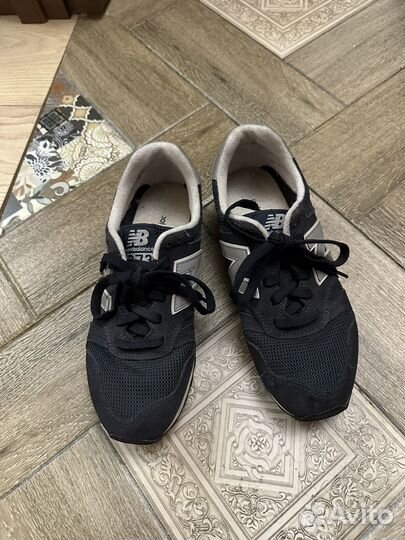 New balance 373