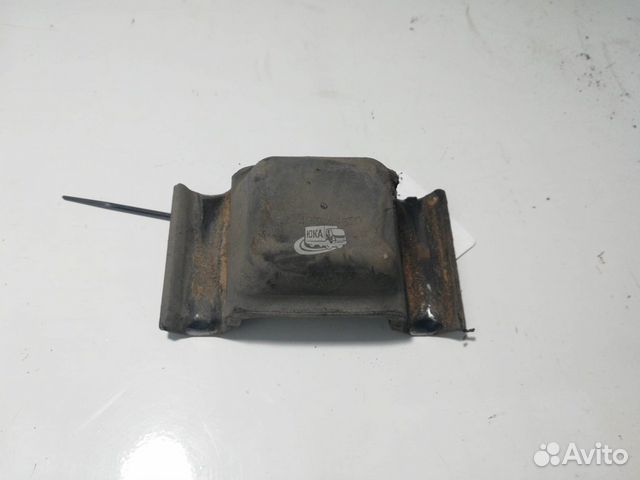 Отбойник передней рессоры hino 500