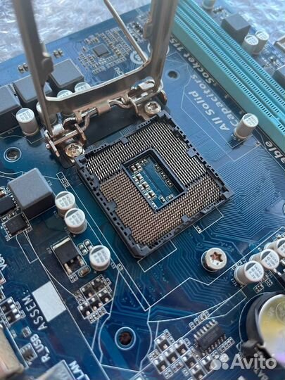 Материнская плата 1155
