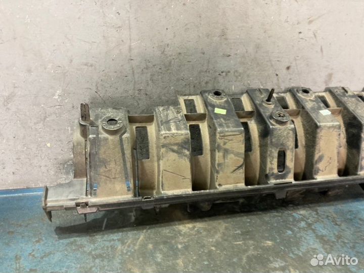 Усилитель бампера задний Peugeot 3008