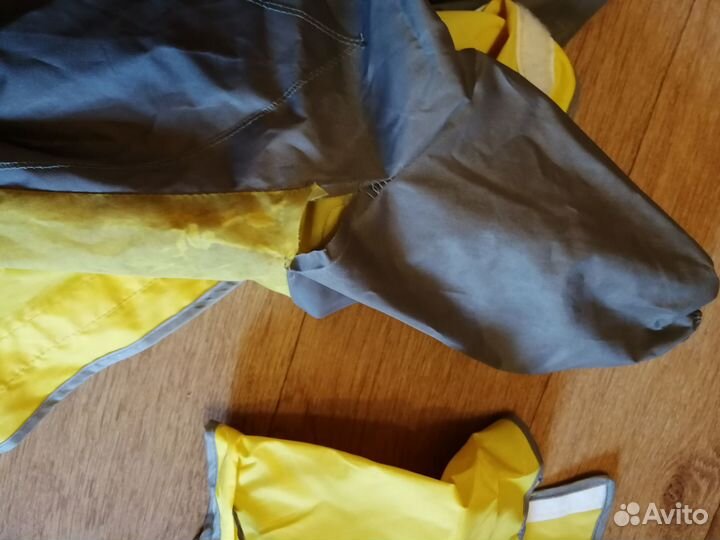 Дождевик для собаки и послеоперационные попонки