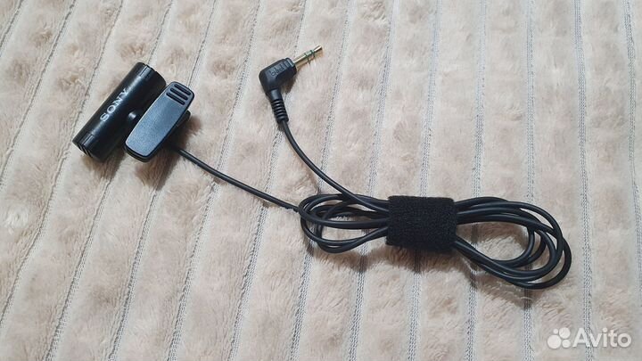 Петличный микрофон Sony