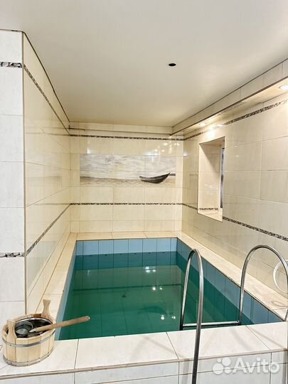 Семейная сауна с бассейном у озера