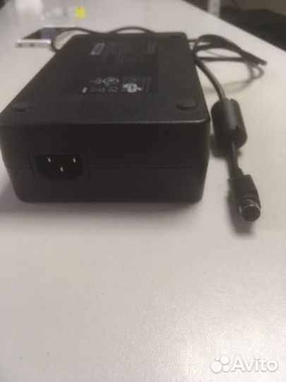 Блок питания 300w clevo