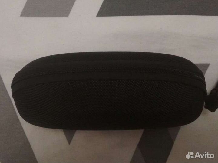 Чехол для очков на молнии черный синтетика