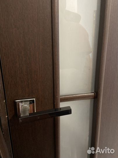 Межкомнатные двери бу 70 см с коробкой