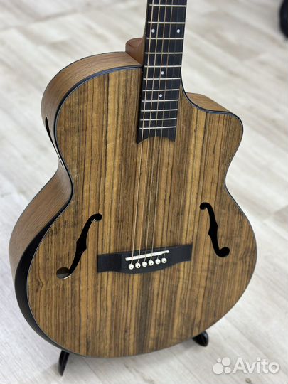 Гитара акустическая