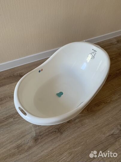 Ванночка для купания с горкой