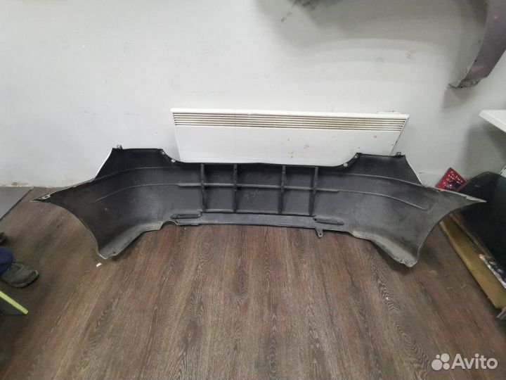 Бампер задний Toyota Nadia