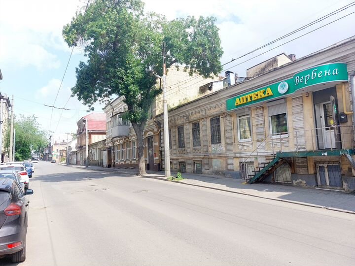 3-к. квартира, 60 м², 1/2 эт.