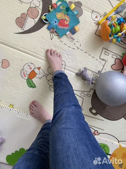 Джинсы женские