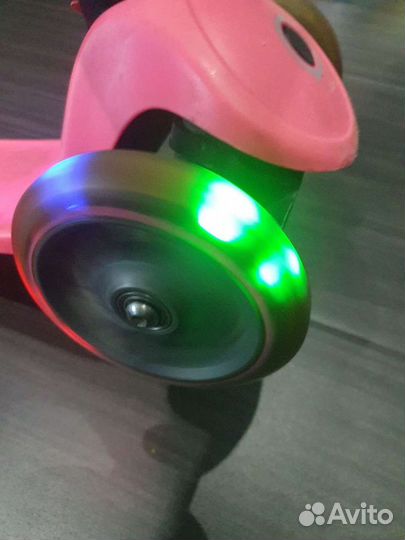 Самокат детский трехколесный