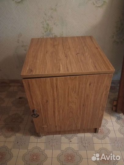 Тумбочка бу