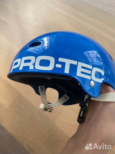 Шлем водный Protec