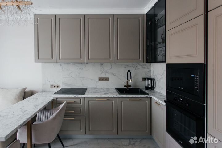 Угловая кухня «Веста» + духовка в подарок