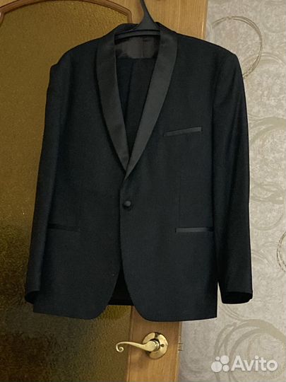 Костюм б/у