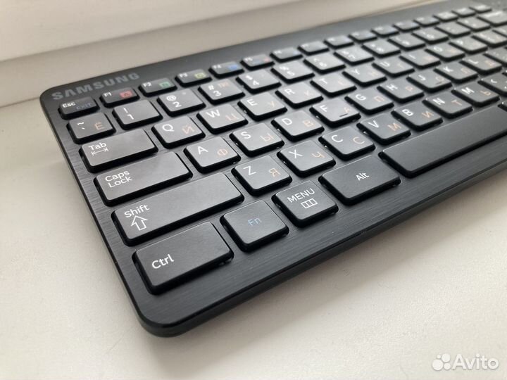 Беспроводная клавиатура Samsung