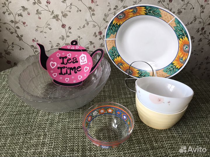 Посуда, кухонные принадлежности комплектом