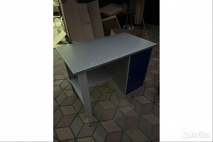 Верстак слесарный