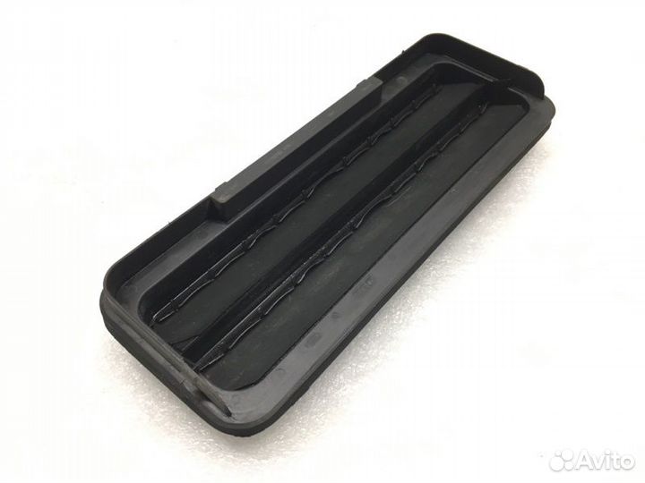 Решетка вентиляционная задняя Chevrolet Cruze