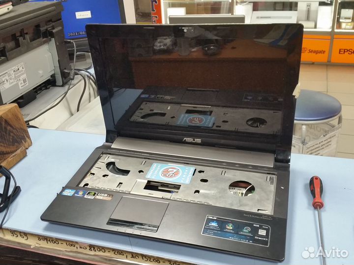 Корпусные детали на Asus N53