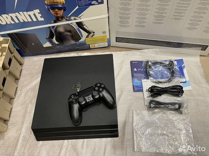 Sony Playstation 4 pro 1tb+2гем+300 игр топ