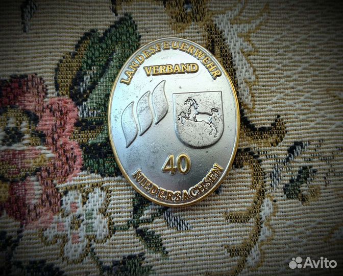 2.Винтажный знак отличия Germany