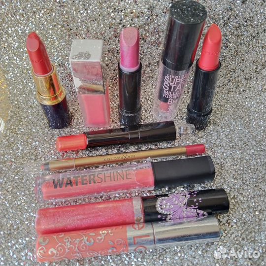 Лот косметики #54